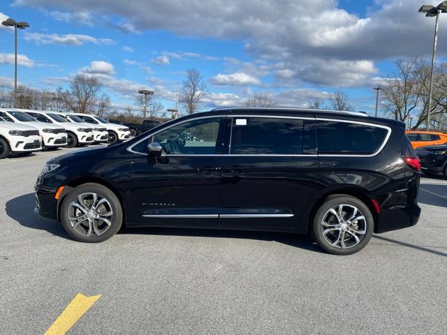 New 2026 Chrysler Pacifica Pinnacle AWD/4WD image 4