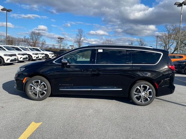 New 2026 Chrysler Pacifica Pinnacle AWD/4WD image 4