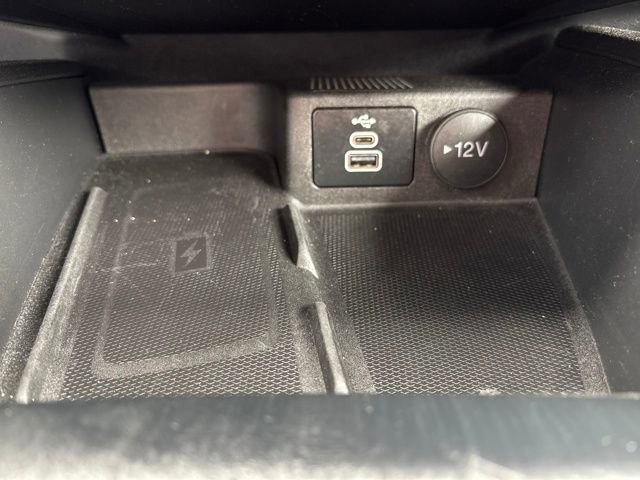 Used 2025 Ford Escape Platinum image 20