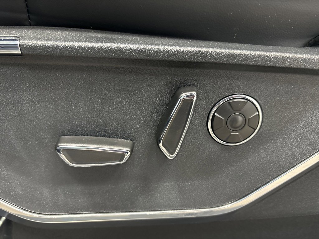 Used 2024 Ford F150 Platinum image 34