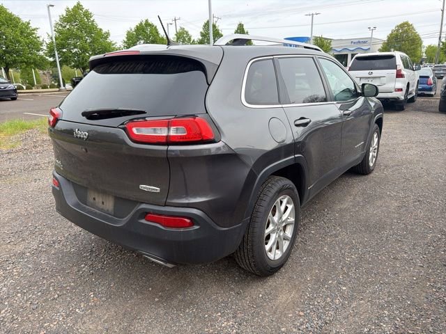 Used 2015 Jeep Cherokee Latitude w/ Cold Weather Group AWD/4WD image 7