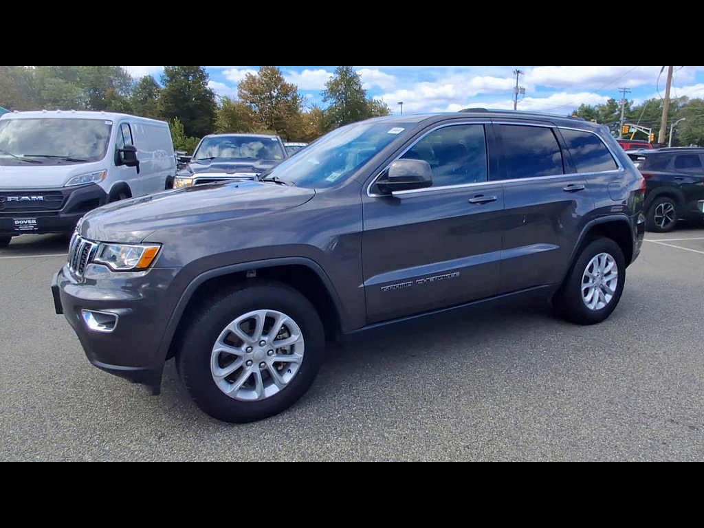 Used 2021 Jeep Grand Cherokee Laredo AWD/4WD image 4