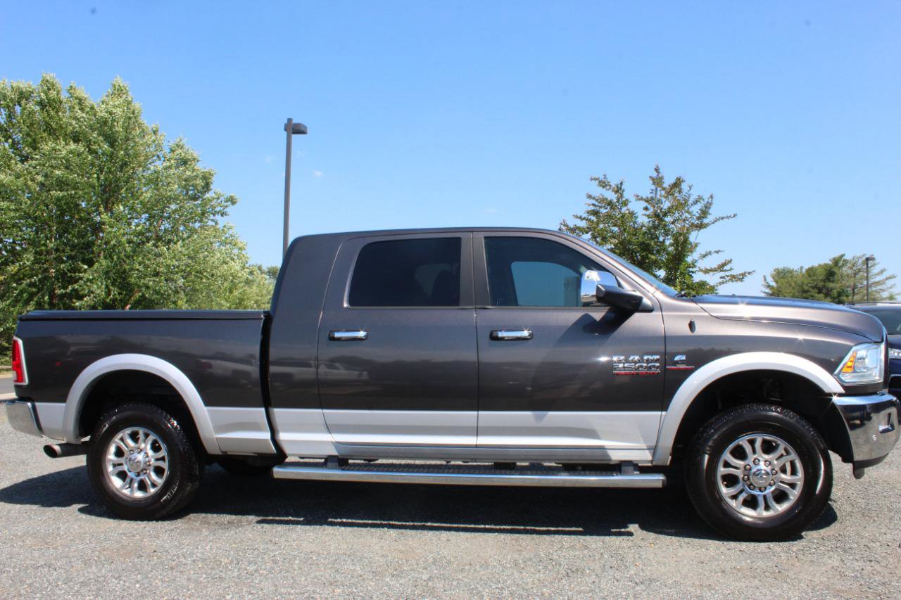 Used 2016 RAM 2500 Laramie w/ Convenience Group AWD/4WD image 8