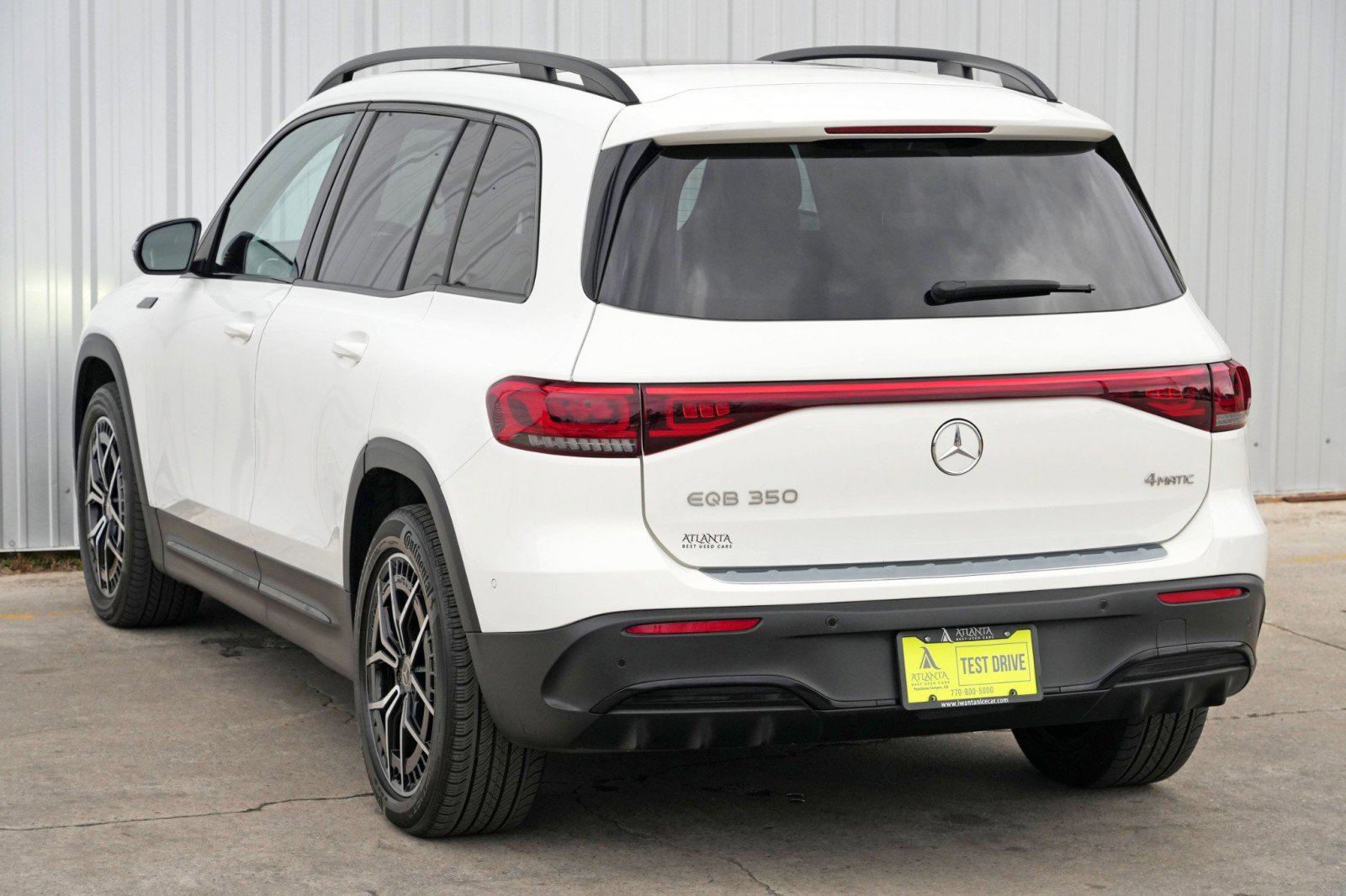 Used 2022 Mercedes-Benz EQB 350 4MATIC image 50