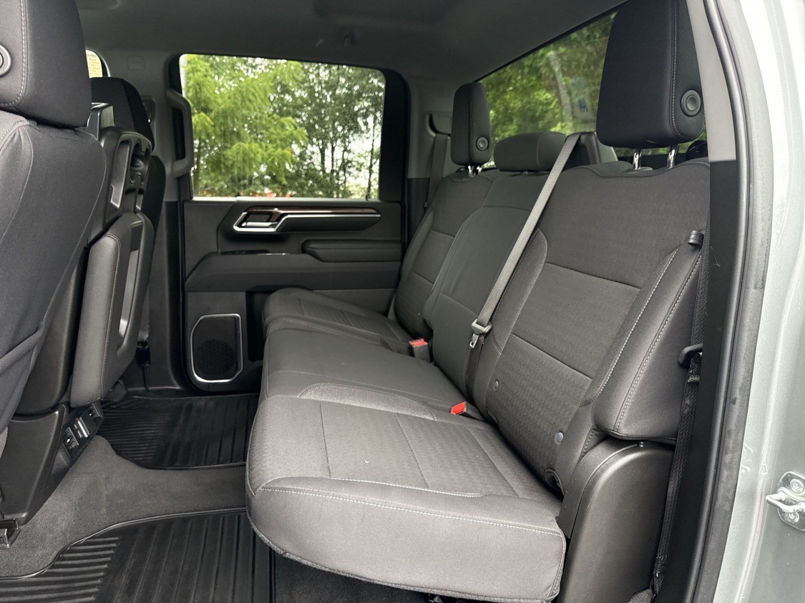 Used 2025 Chevrolet Silverado 2500 LT w/ Safety Package AWD/4WD image 23