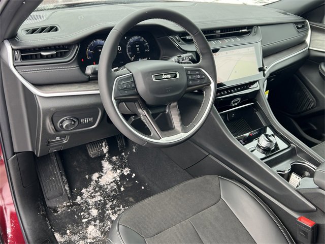 New 2026 Jeep Grand Cherokee Altitude image 15