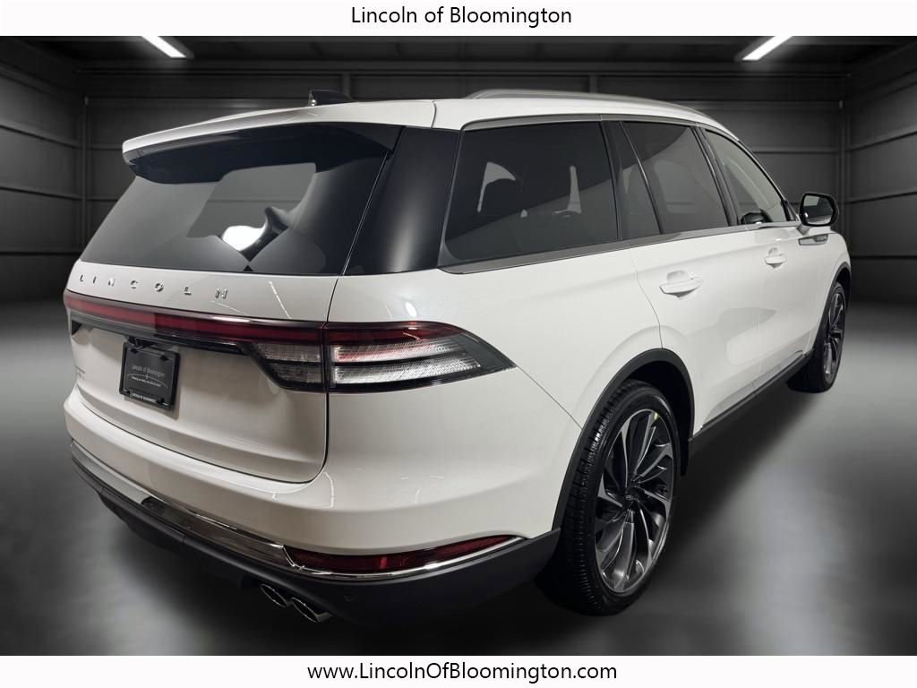 New 2026 Lincoln Aviator Reserve image 6