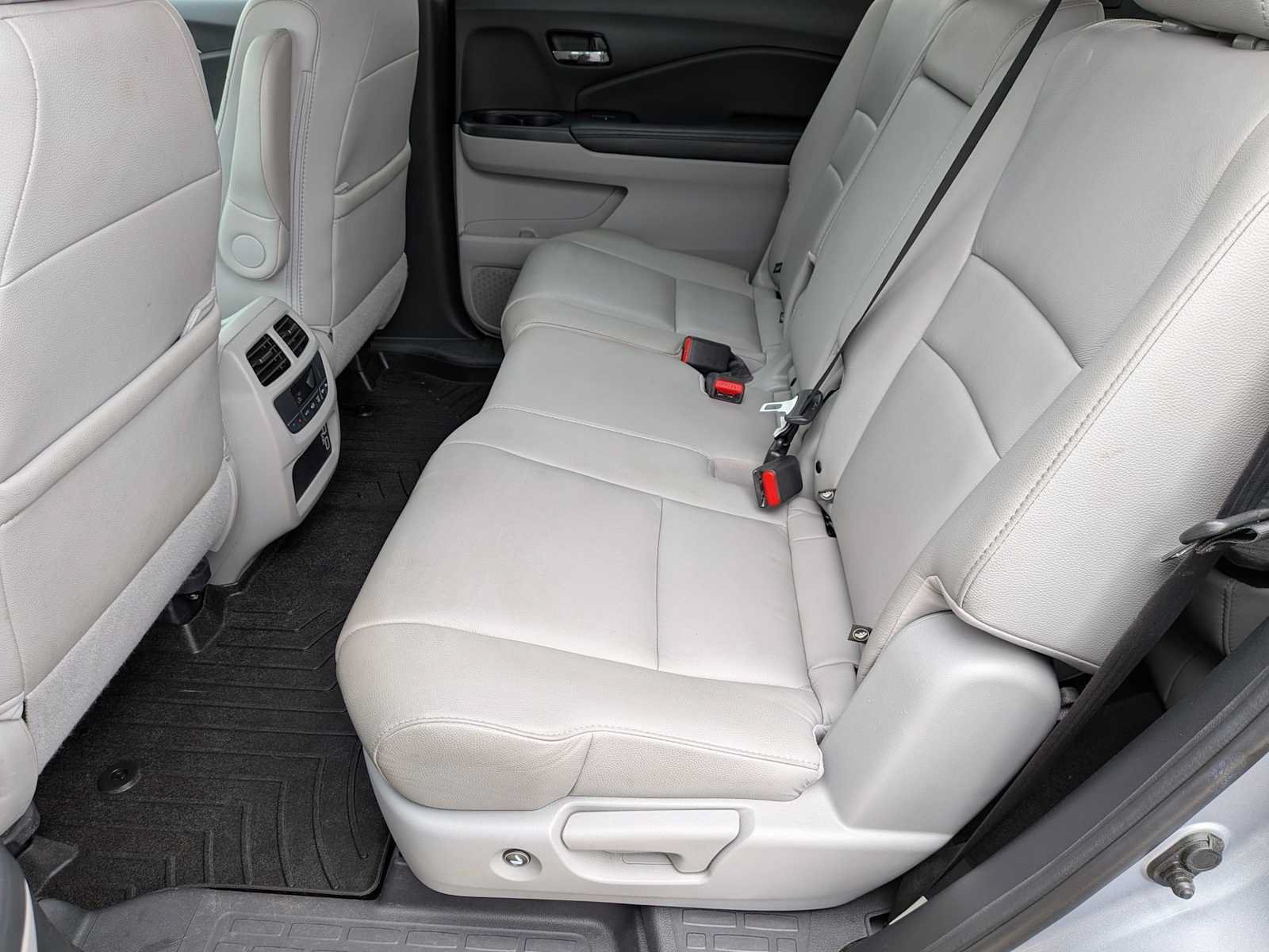 Used 2019 Honda Pilot EX-L image 19