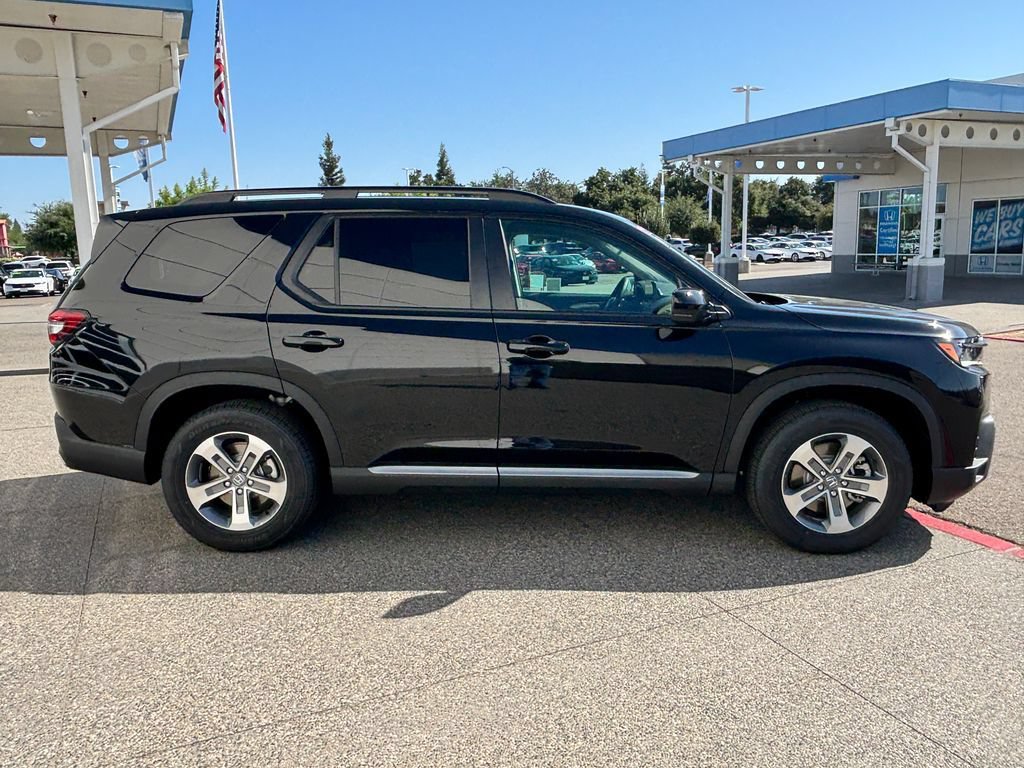 New 2026 Honda Pilot EX-L image 4