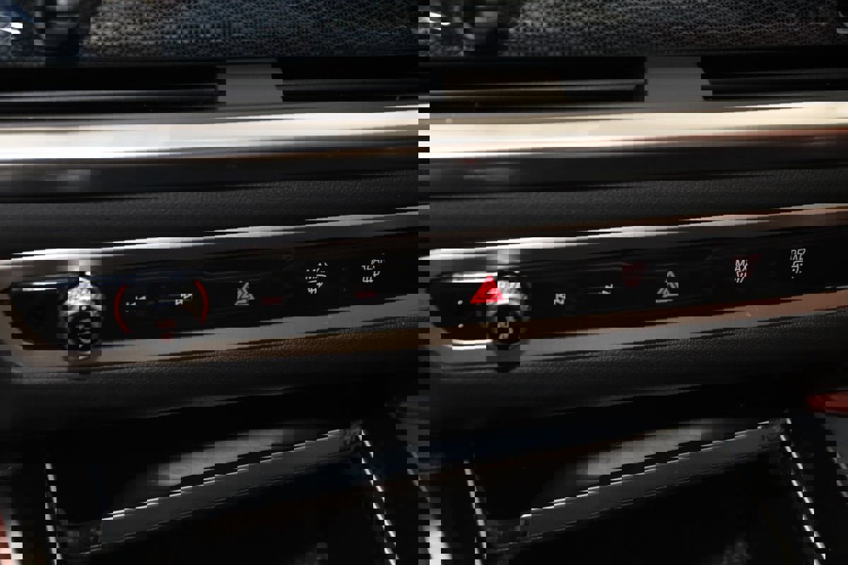 Used 2024 BMW X6 xDrive40i image 40