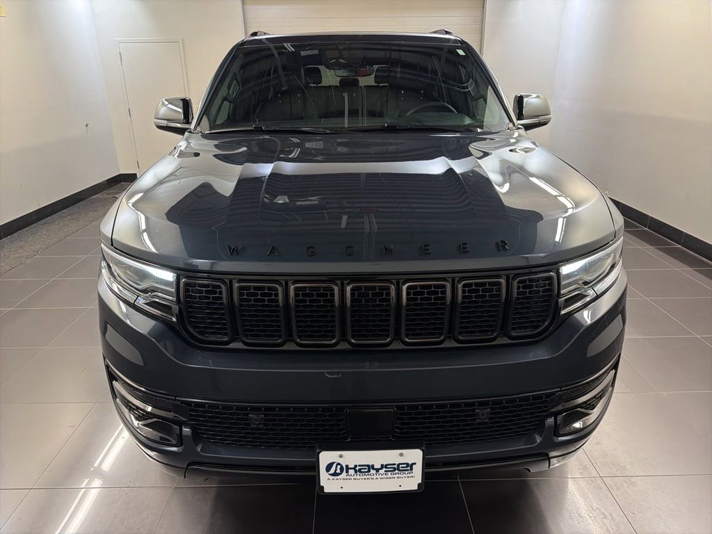 Used 2023 Jeep Wagoneer Series II AWD/4WD image 2
