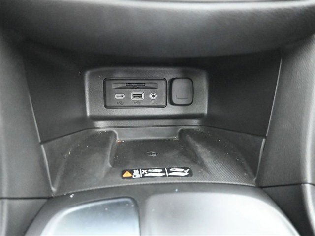 Used 2019 Chevrolet Equinox Premier image 35