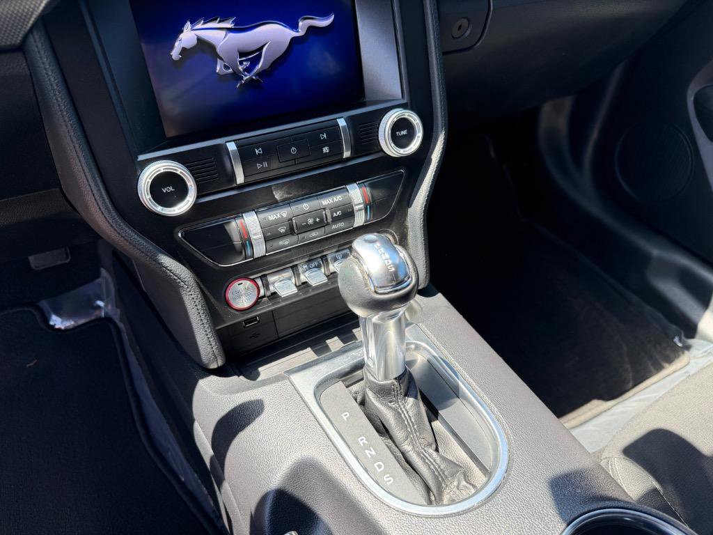 Used 2020 Ford Mustang Coupe w/ Equipment Group 101A RWD image 20