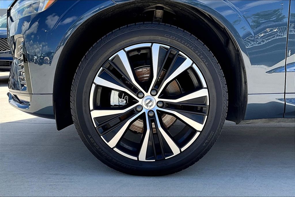 New 2025 Volvo XC60 B5 Plus w/ Protection Package Premier image 25