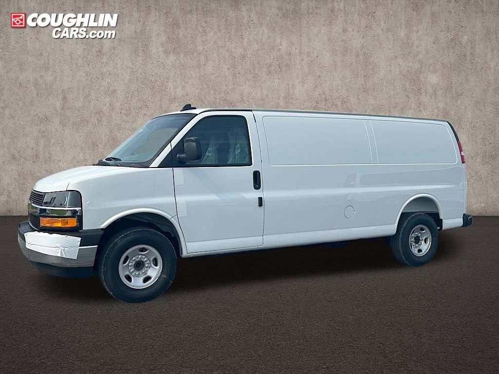 New 2025 Chevrolet Express 3500 Extended w/ Driver Convenience Package RWD image 10