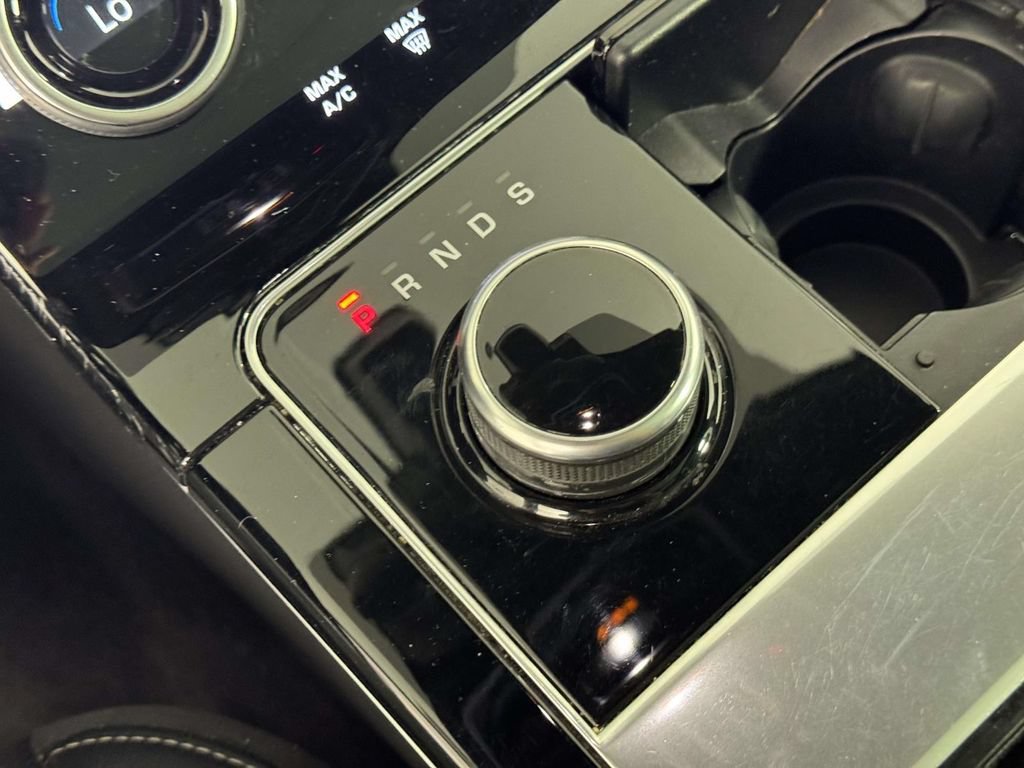 Used 2020 Land Rover Range Rover Velar R-Dynamic S AWD/4WD image 29