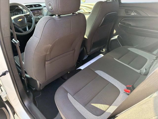 Used 2023 Chevrolet TrailBlazer LT FWD image 16