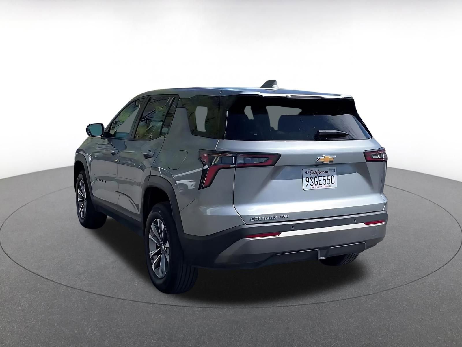 Used 2025 Chevrolet Equinox LT image 11