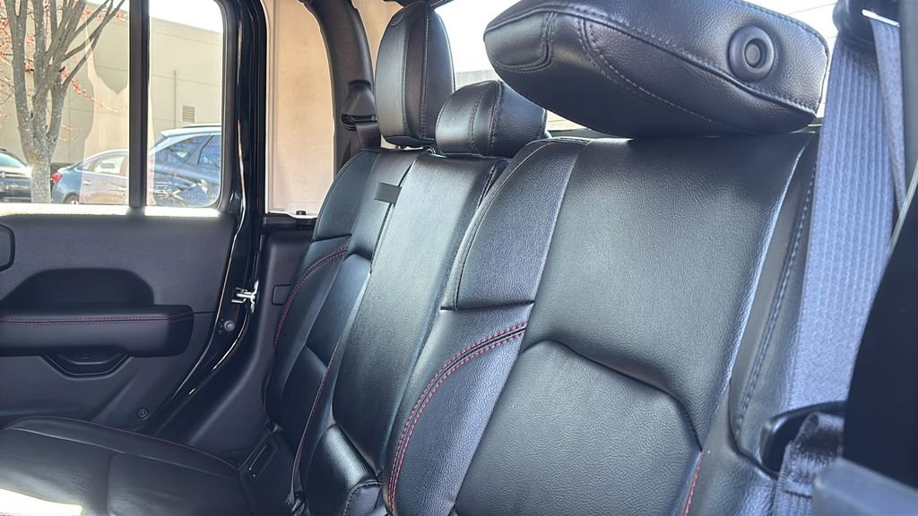 Used 2021 Jeep Gladiator Rubicon AWD/4WD image 30