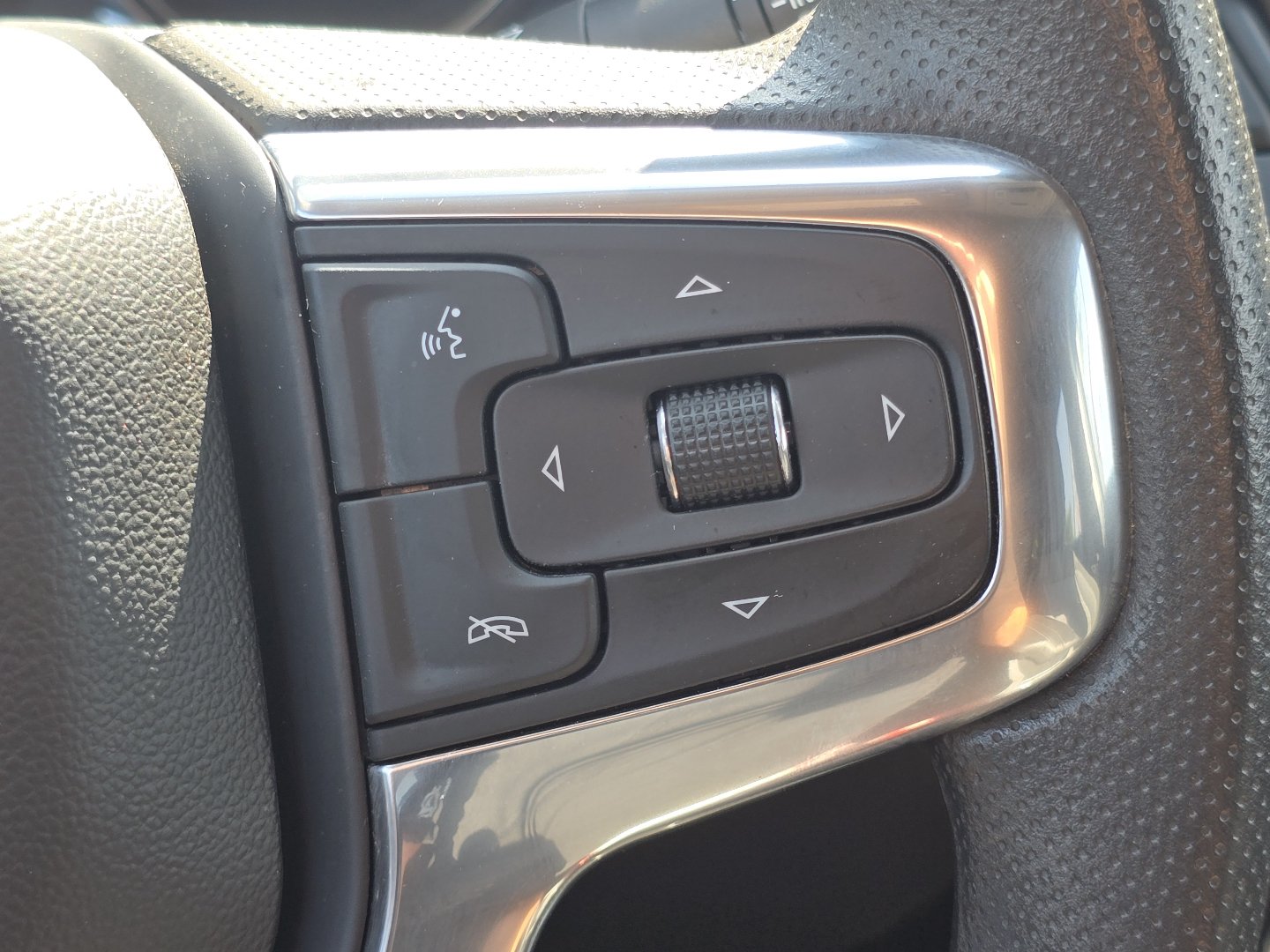 Used 2023 Chevrolet Blazer LT w/ Convenience Package AWD/4WD image 14