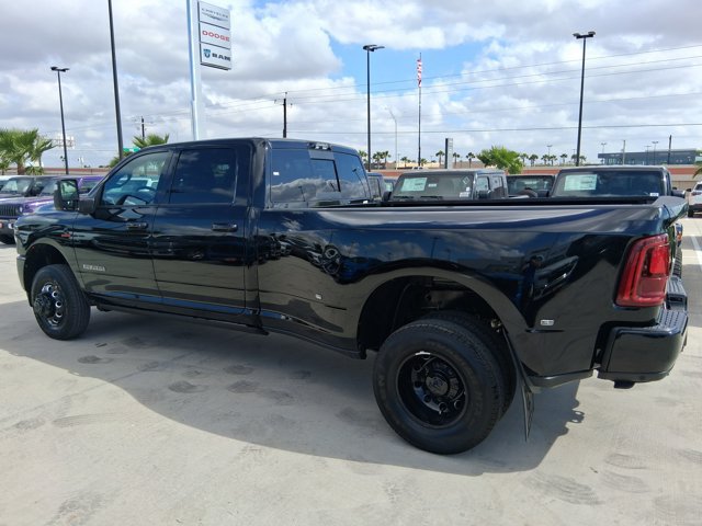 New 2026 RAM 3500 Laramie AWD/4WD image 5