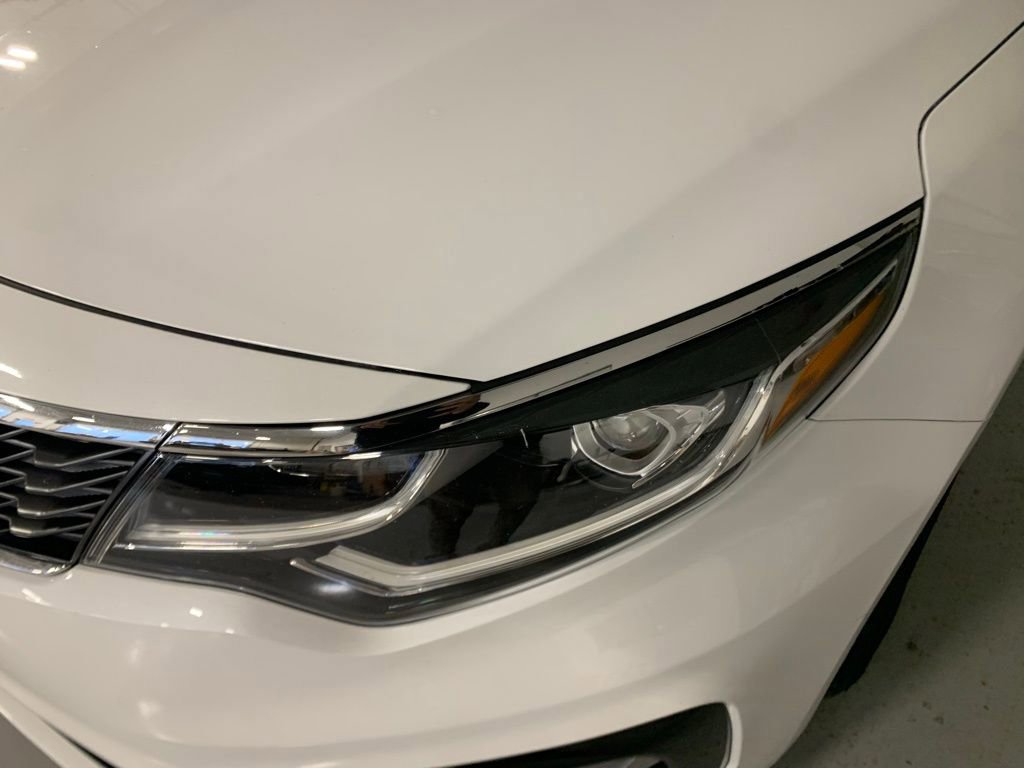 Used 2020 Kia Optima LX image 9