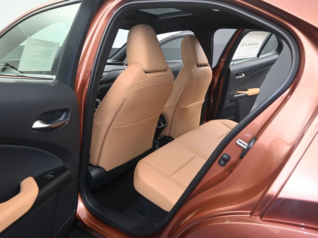 New 2026 Lexus UX 300h FWD image 12