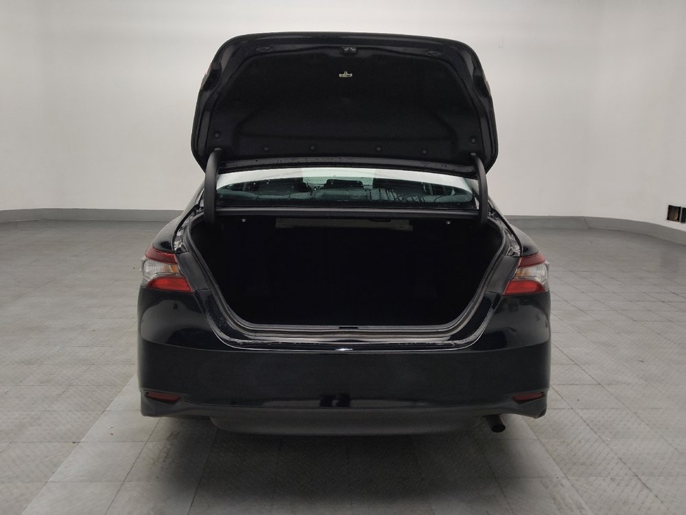 Used 2022 Toyota Camry LE image 29