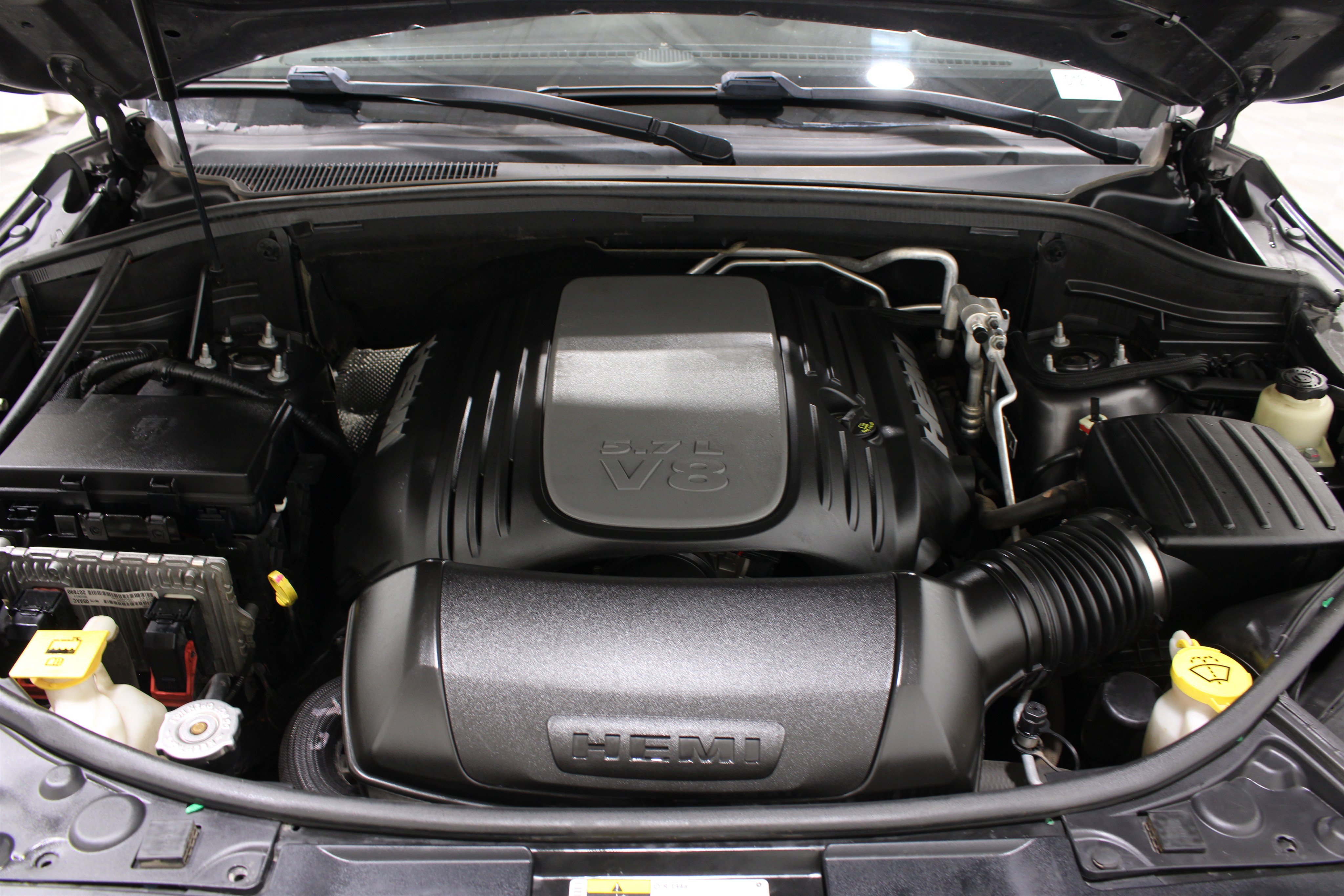 Used 2014 Dodge Durango R/T w/ Premium Nappa Leather Group RWD image 41