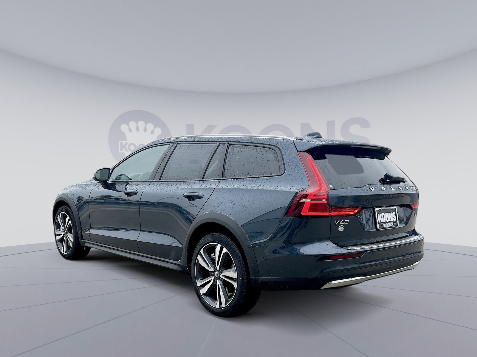 New 2026 Volvo V60 B5 Cross Country Plus w/ Protection Package Premier image 4