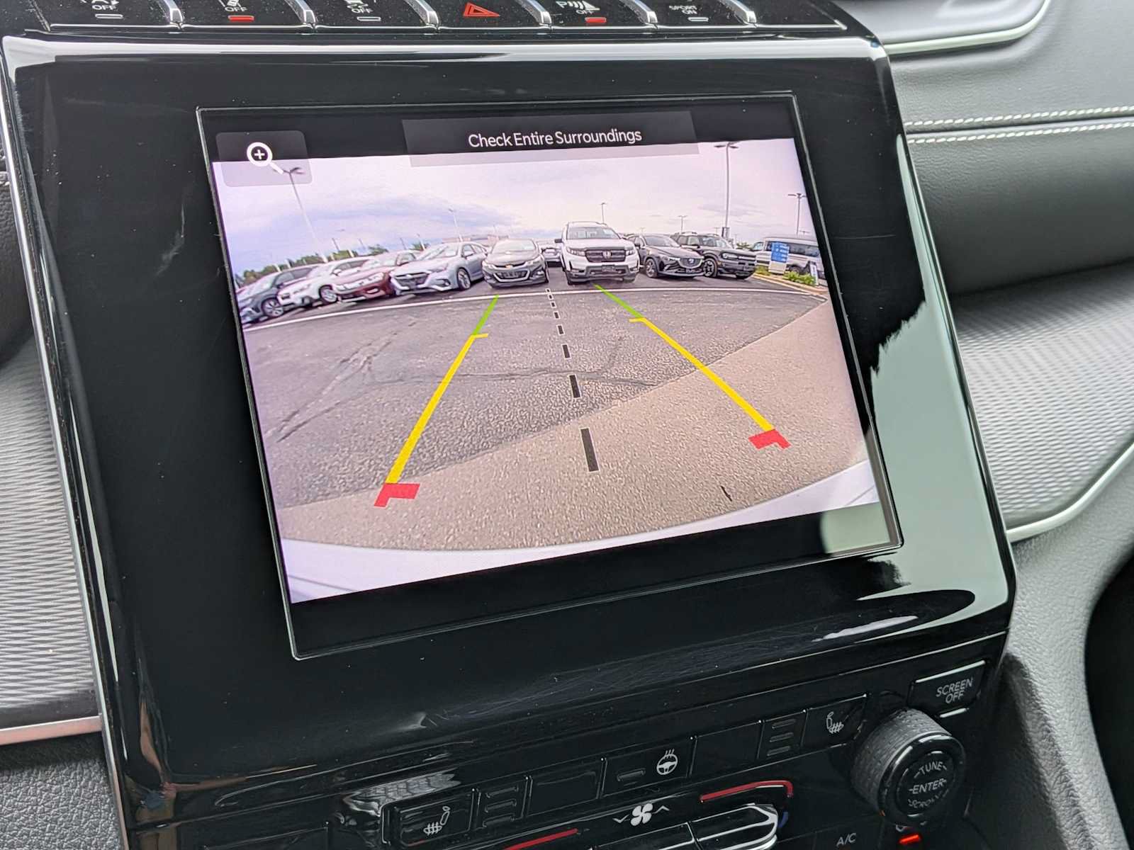 Certified 2024 Jeep Grand Cherokee Altitude AWD/4WD image 29