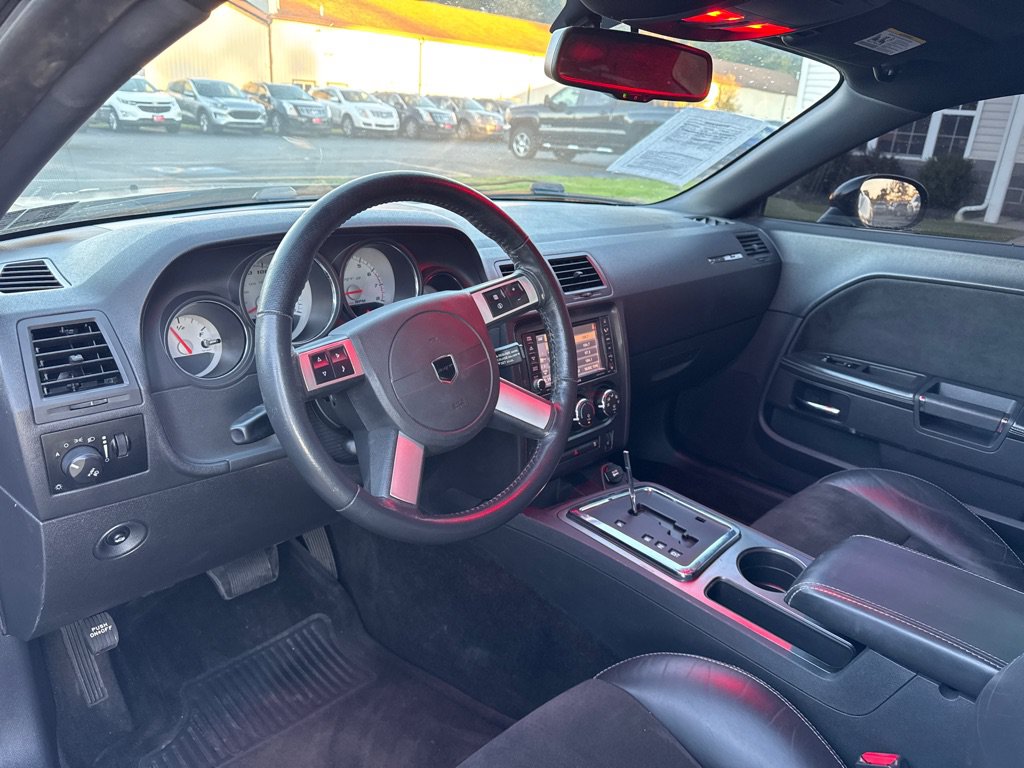 Used 2008 Dodge Challenger SRT8 RWD image 12