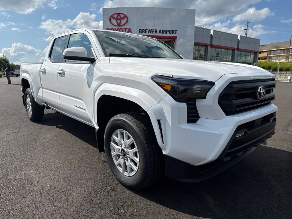 New 2026 Toyota Tacoma SR5 RWD image 2