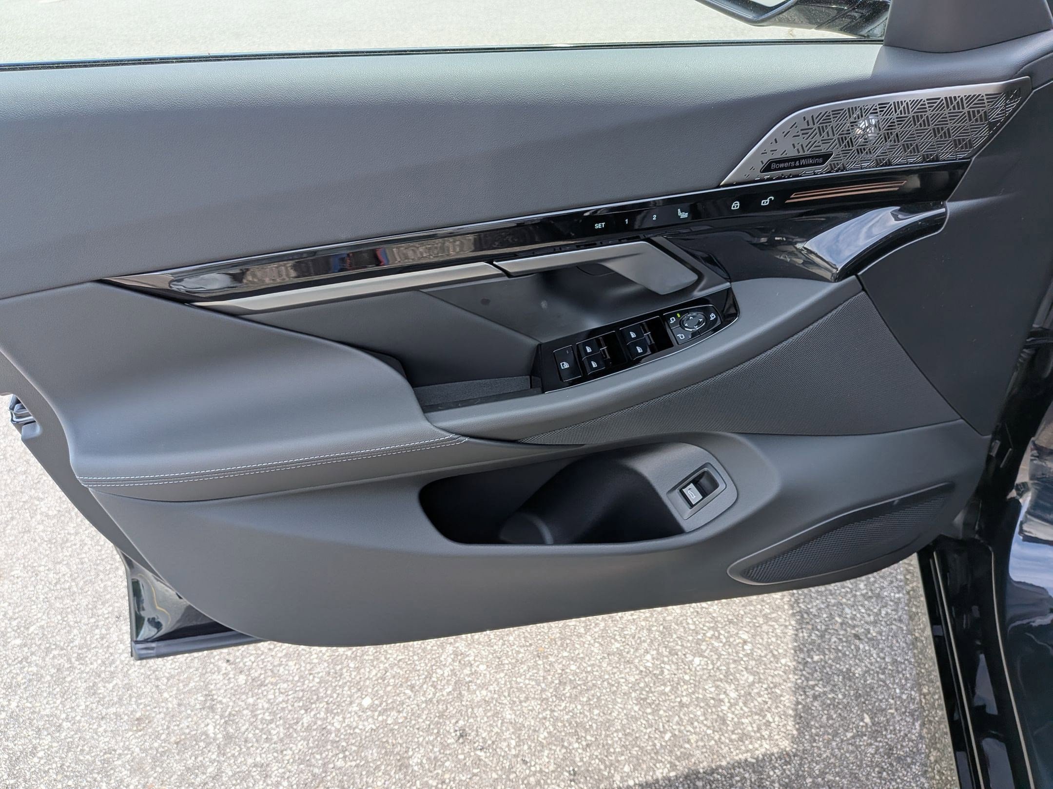 New 2026 BMW 530i w/ M Sport Package RWD image 11