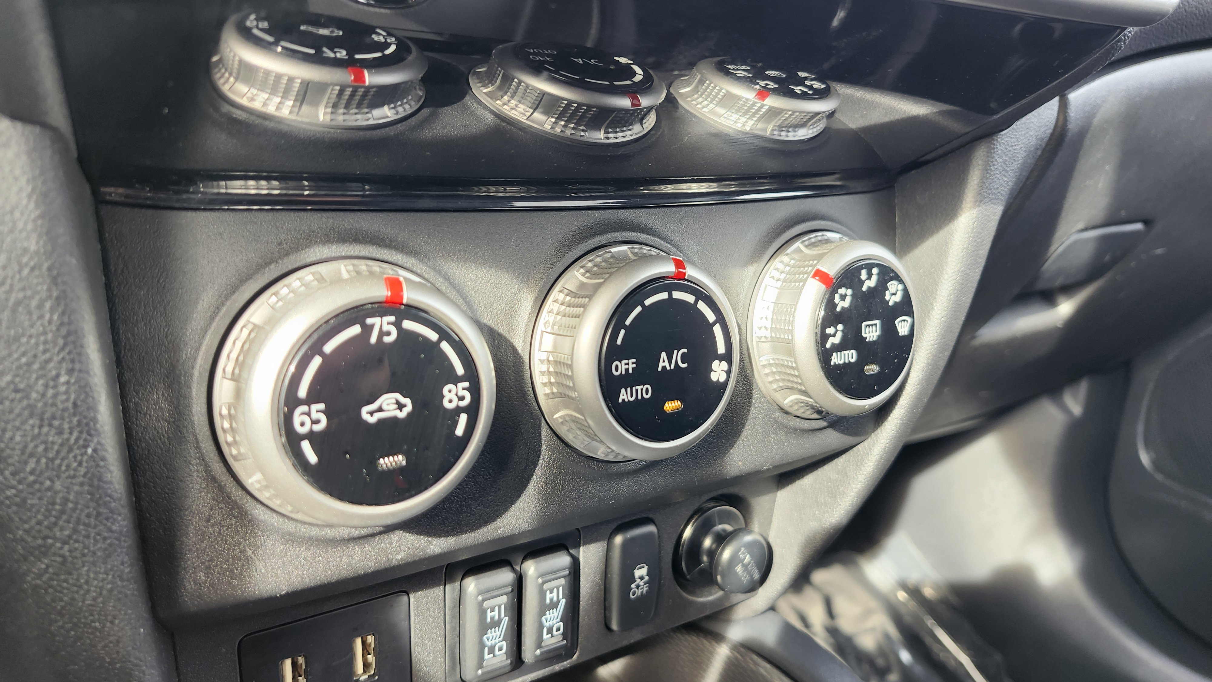 Used 2024 Mitsubishi Outlander Sport AWD image 32