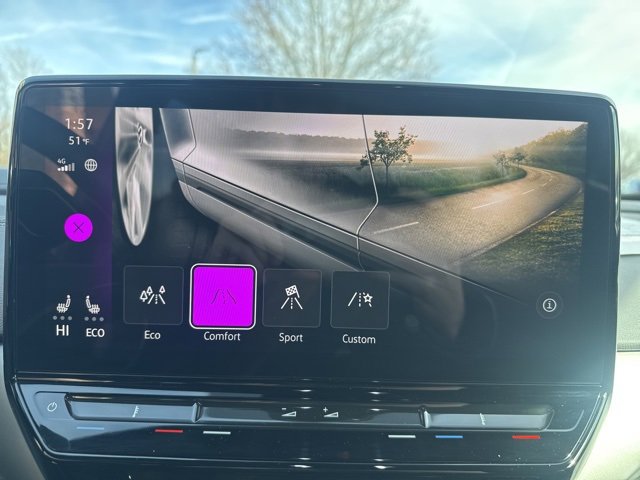 Used 2024 Volkswagen ID.4 S image 26