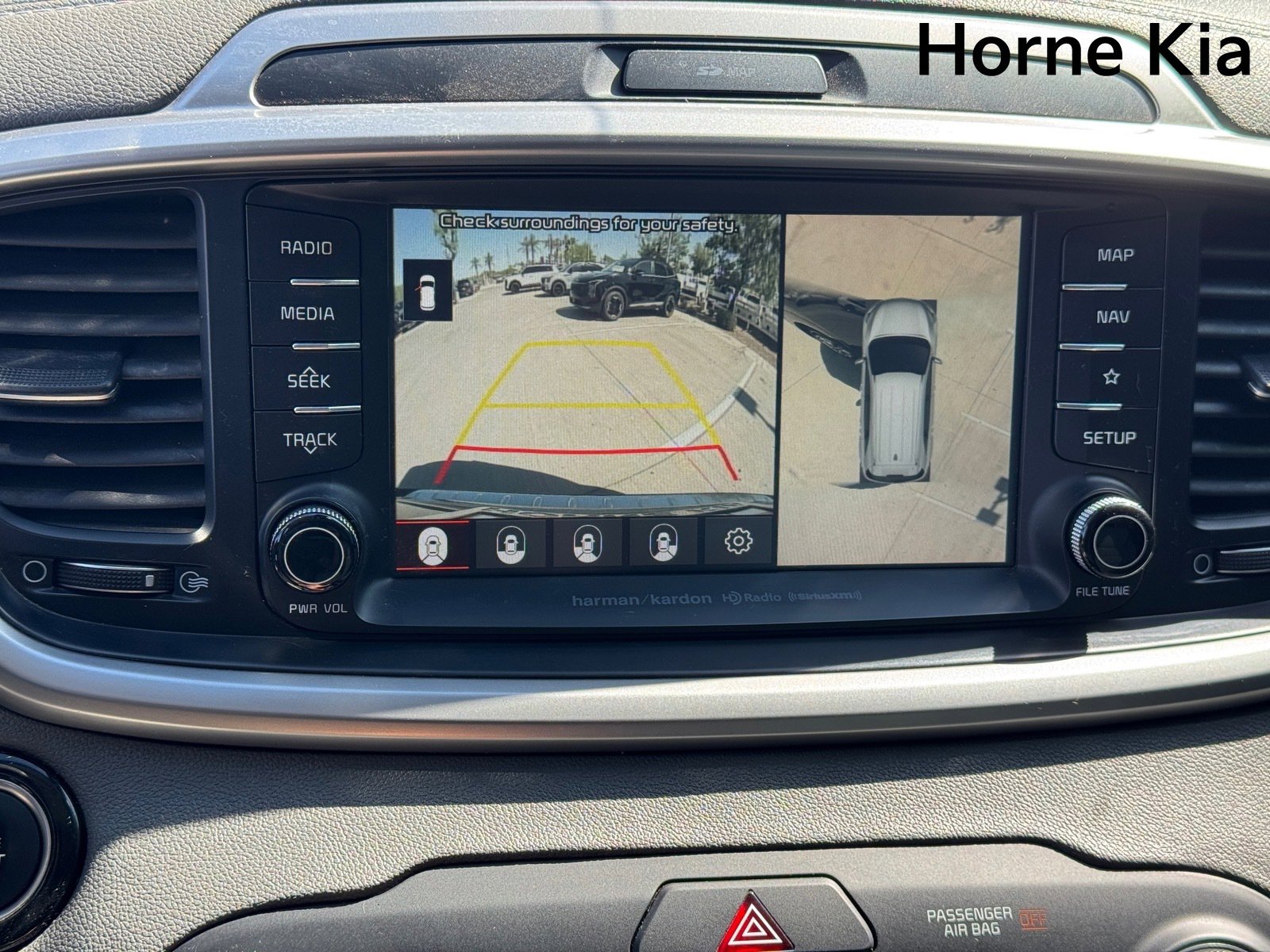 Used 2020 Kia Sorento SX image 22