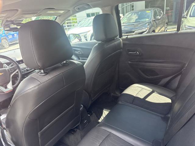 Certified 2020 Chevrolet Trax LT w/ Redline Edition AWD/4WD image 18