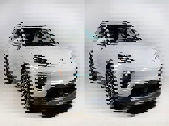 New 2026 Porsche Macan 4S Electric image 7