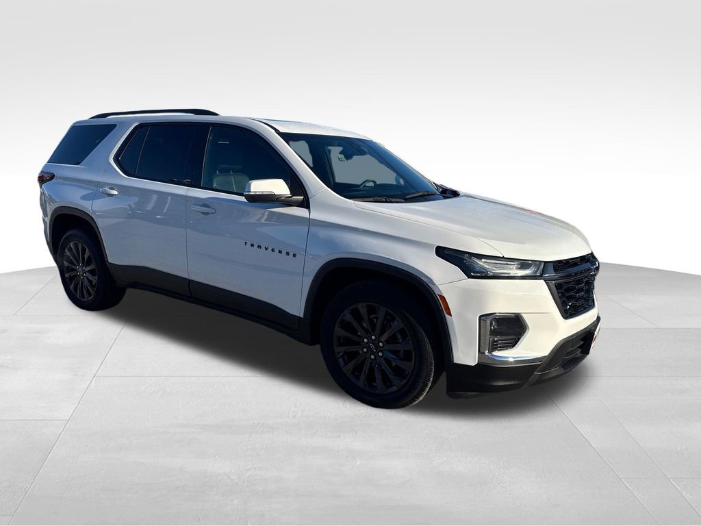 Used 2022 Chevrolet Traverse RS image 8
