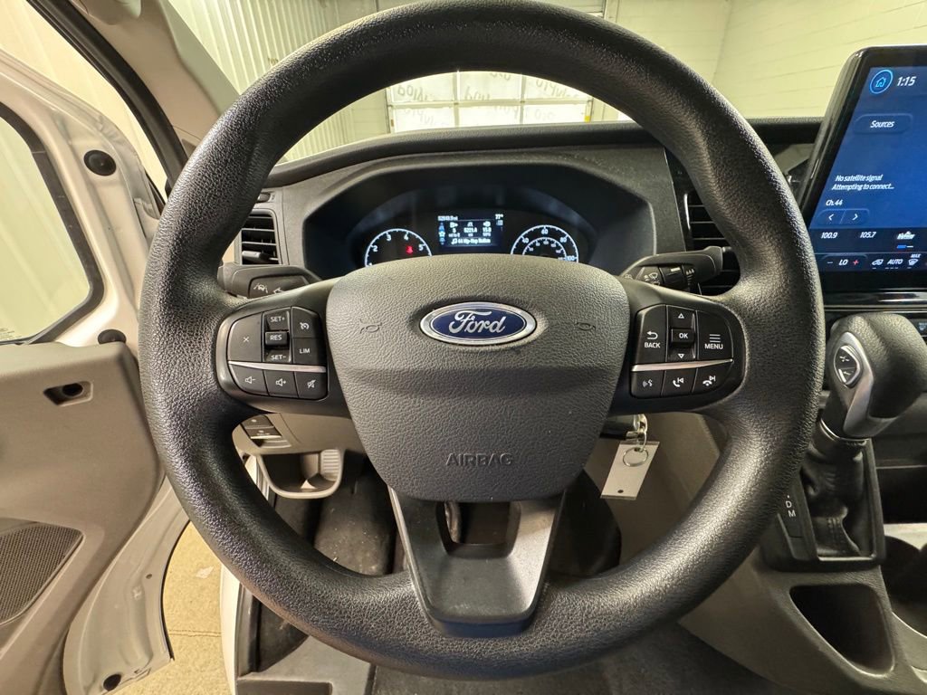 Used 2023 Ford Transit 350 XLT image 34