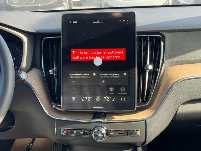 New 2026 Volvo XC60 B5 Plus w/ Protection Package Premier image 8