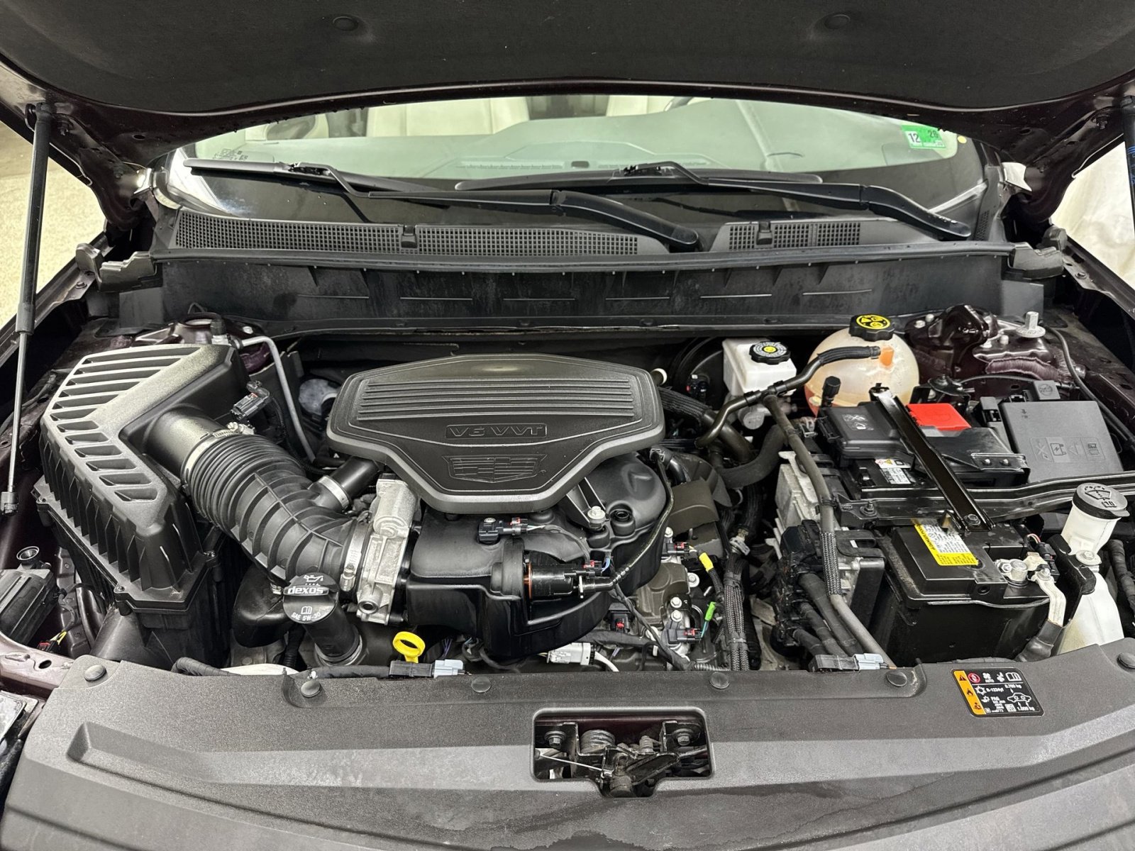 Used 2020 Cadillac XT6 Premium Luxury w/ LPO, Floor Liner Package image 34