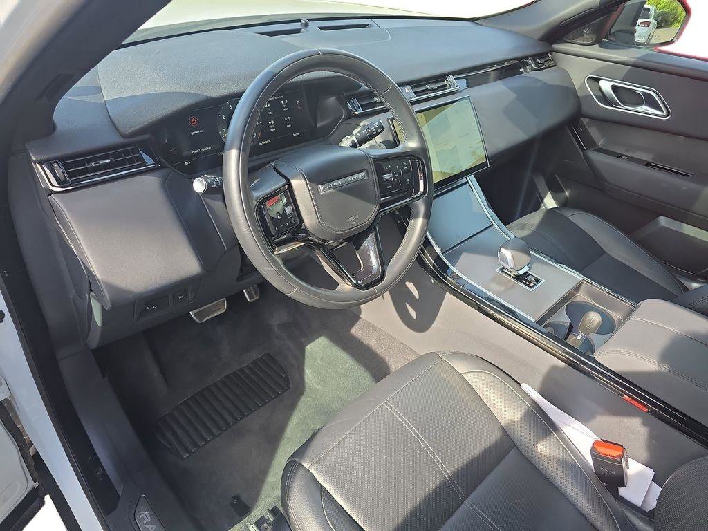 Used 2025 Land Rover Range Rover Velar Dynamic SE AWD/4WD image 11