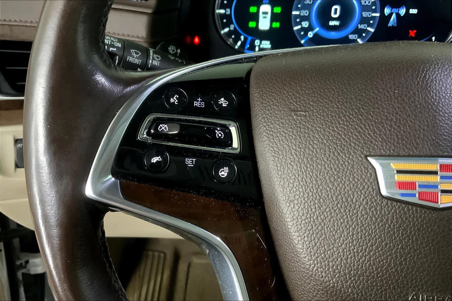 Used 2016 Cadillac Escalade Premium AWD/4WD image 22