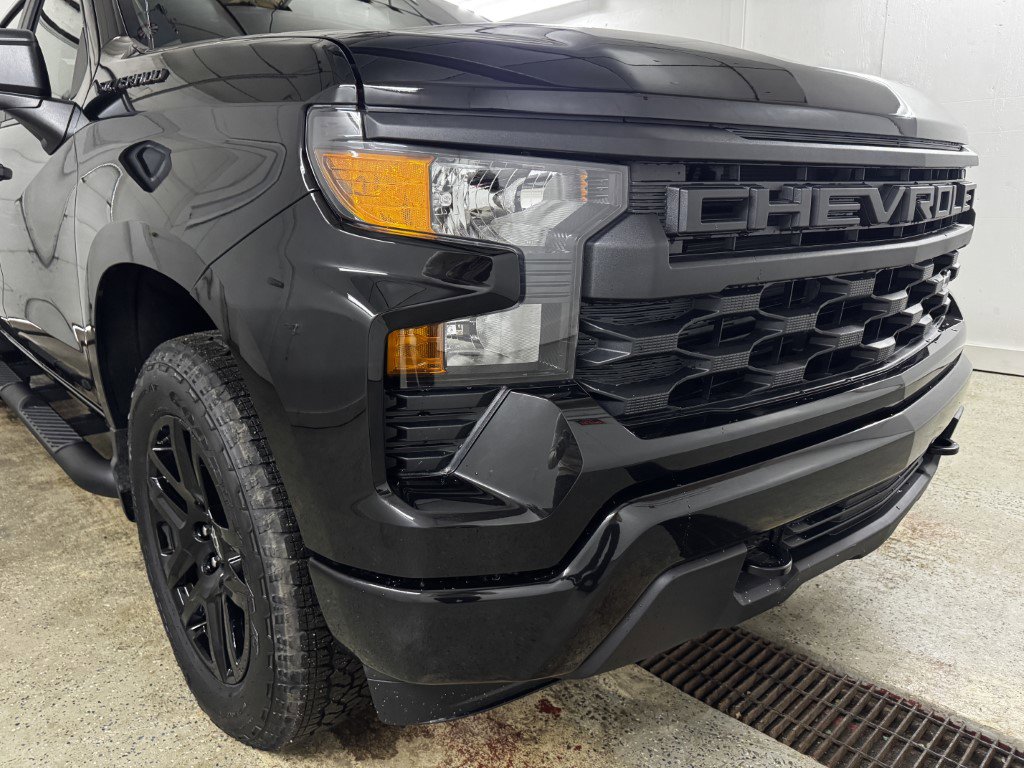 New 2026 Chevrolet Silverado 1500 Custom w/ Turbomax Blackout Package image 2
