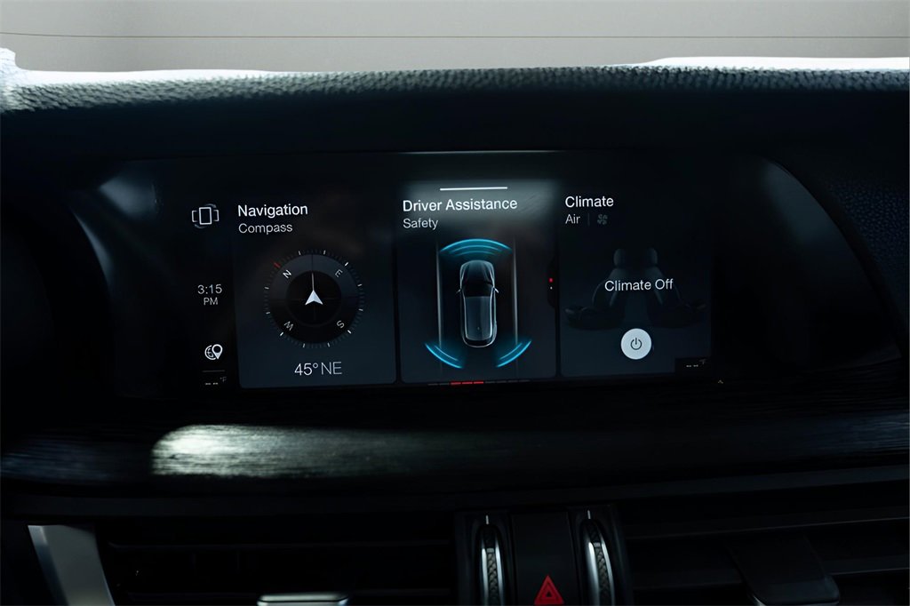 Used 2021 Alfa Romeo Stelvio Sprint w/ Nero Edizione image 40