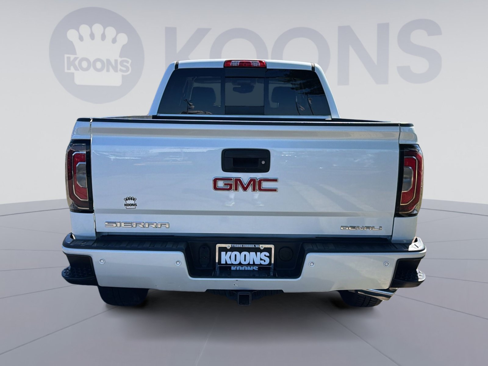 Used 2017 GMC Sierra 1500 Denali w/ Denali Ultimate Package AWD/4WD image 5