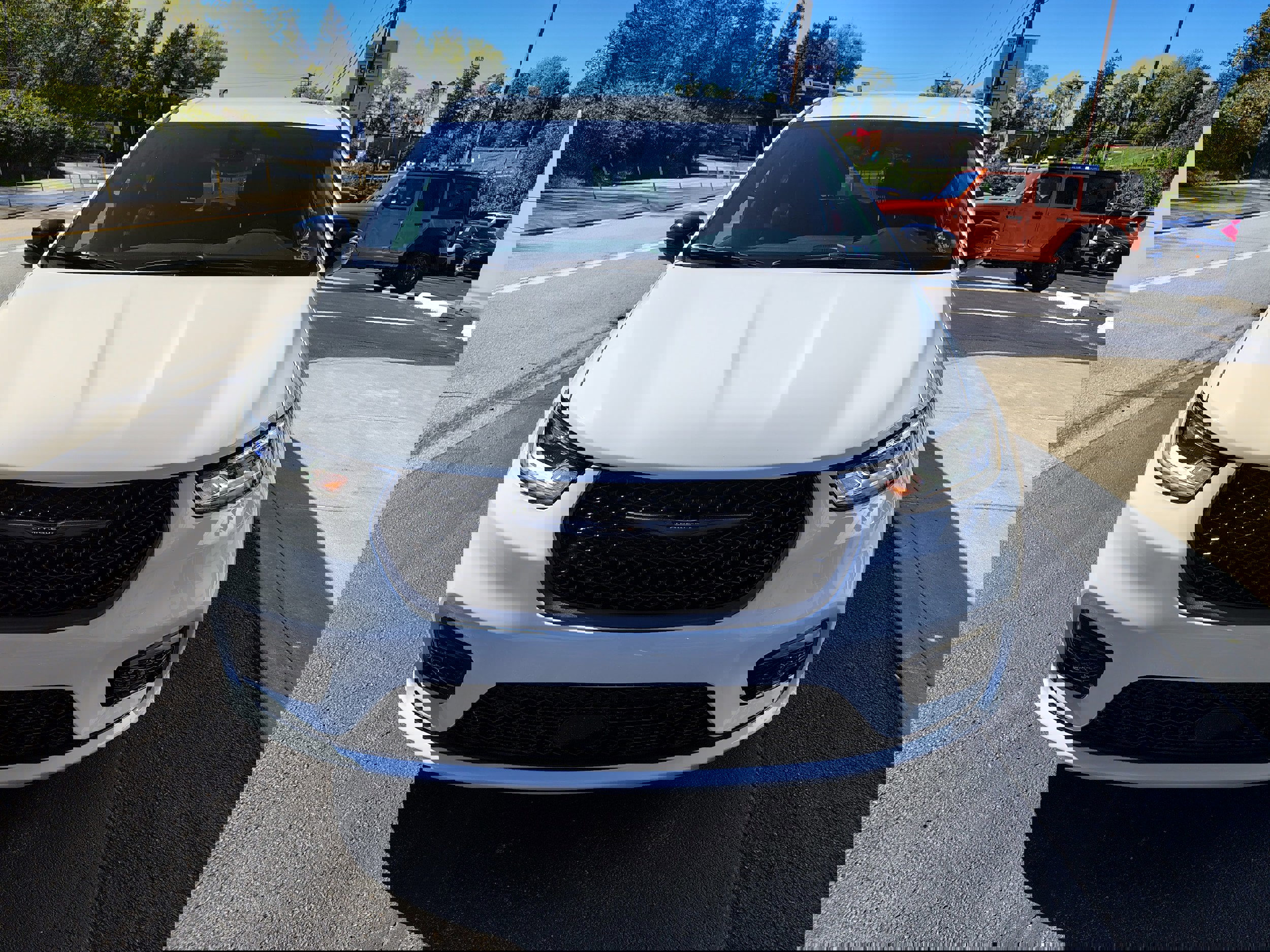 New 2026 Chrysler Pacifica Select image 3