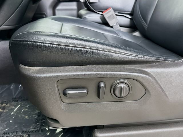 Used 2019 Chevrolet Silverado 1500 LT w/ All-Star Edition AWD/4WD image 20
